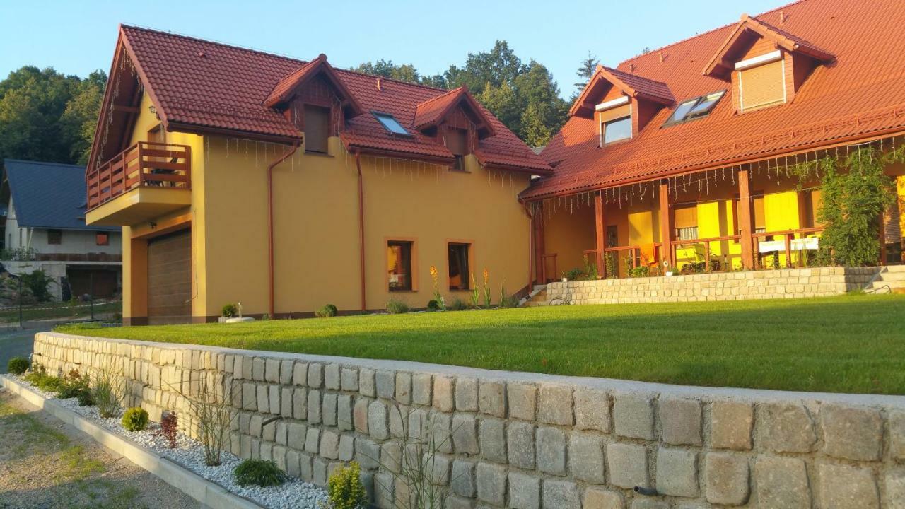 Апартаменты Sarna Karkonosze Bukowiec  Экстерьер фото